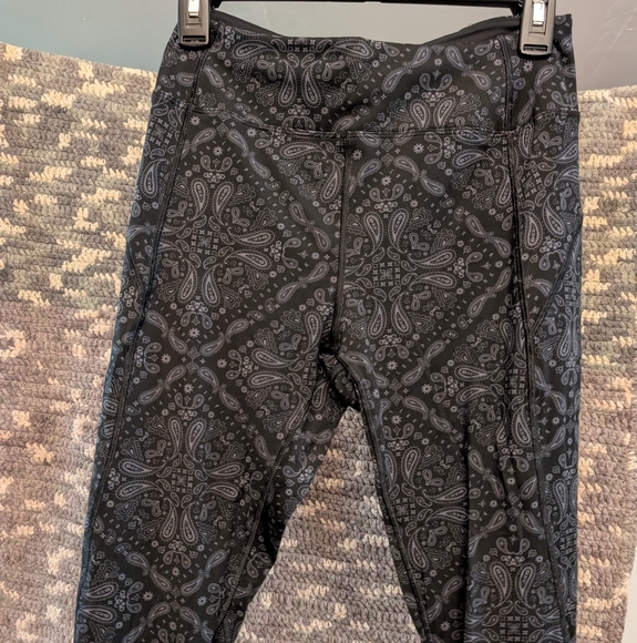 PINK Leggings - Picture 1 of 2